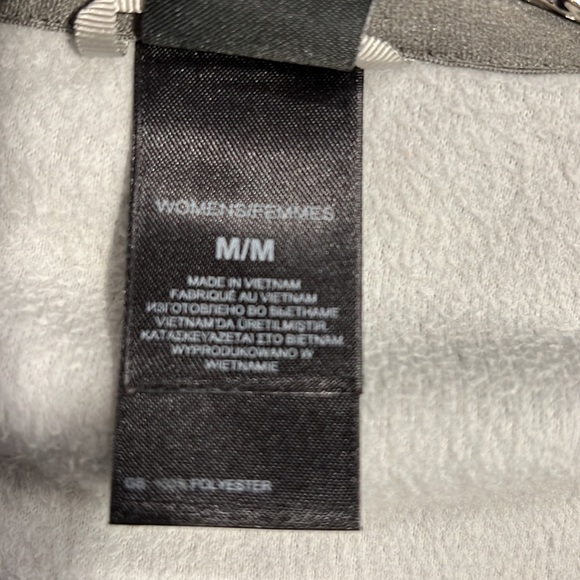 The North Face Fleece | Partial Zip | Medium | Like New - Picture 5 of 5